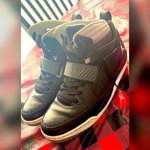 Jordan Flight 97  Black/White/Grey 10.5
